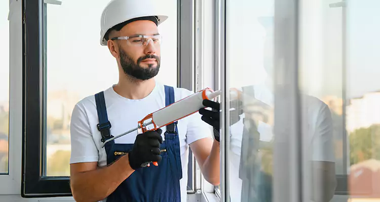 Retractable Screens Repair for Patio in Ormond Beach, FL
